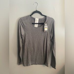 Under Armour Women’s Gray Long Sleeve Shirt
